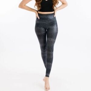 Zyia Active Gray Armor Faux Leather Croc Light n Tight Leggings